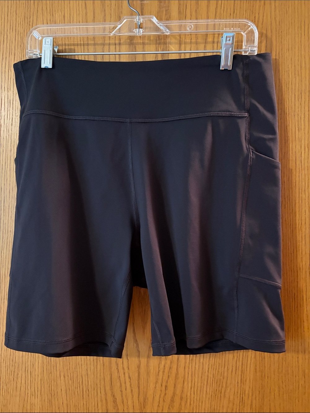 tek gear Black Mid-Rise Athletic Bike Shorts with Side Pocket